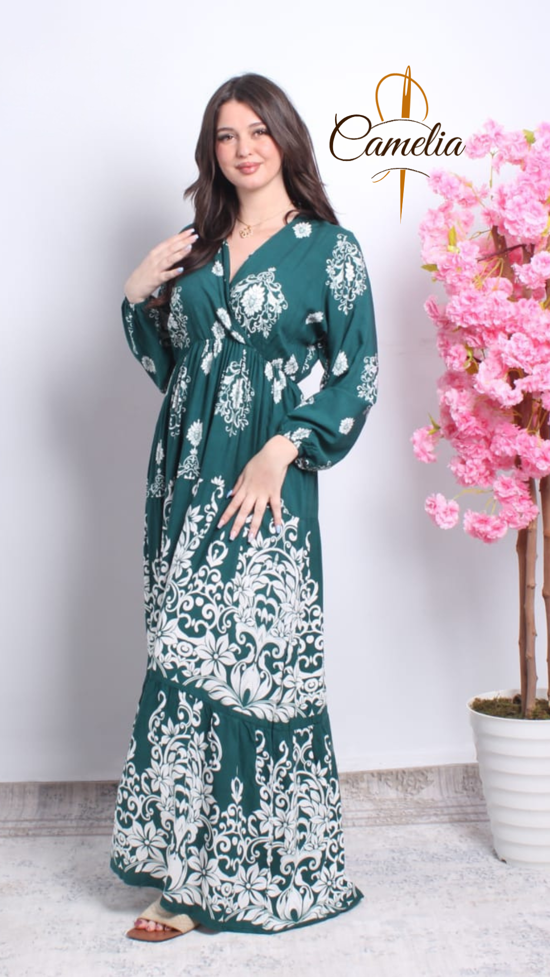 Robe Amira